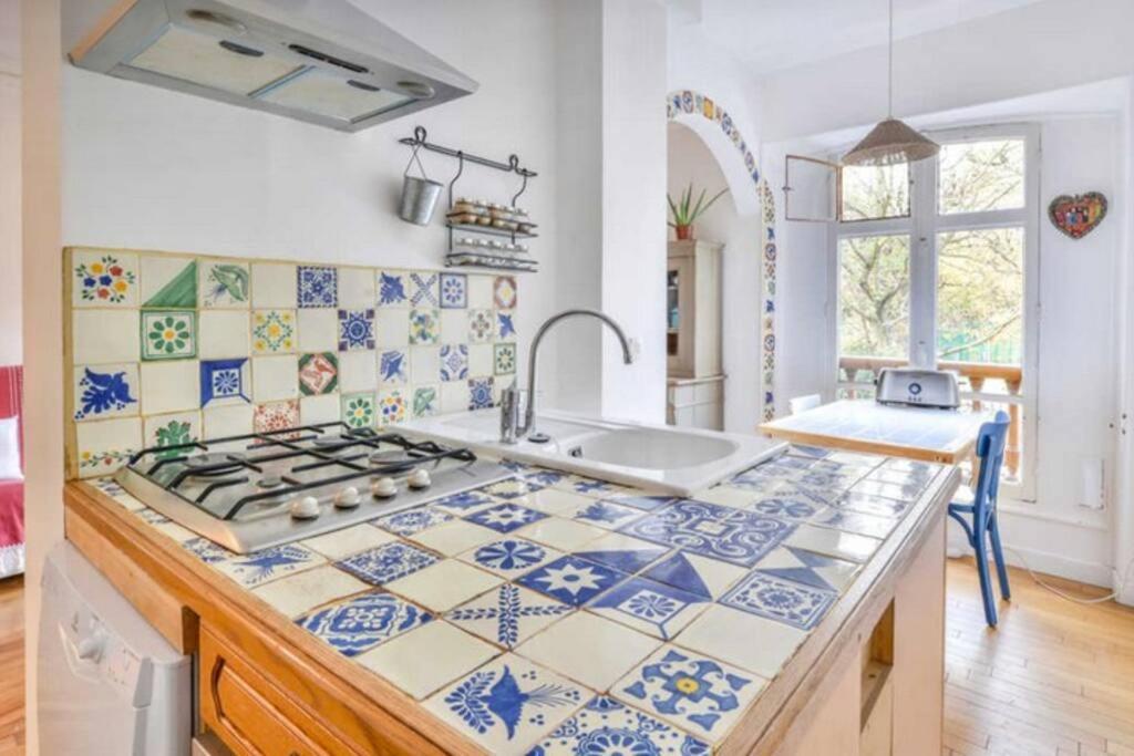Appartement De Charme De 60 M2 Entre Montmartre Et Batignolles パリ エクステリア 写真