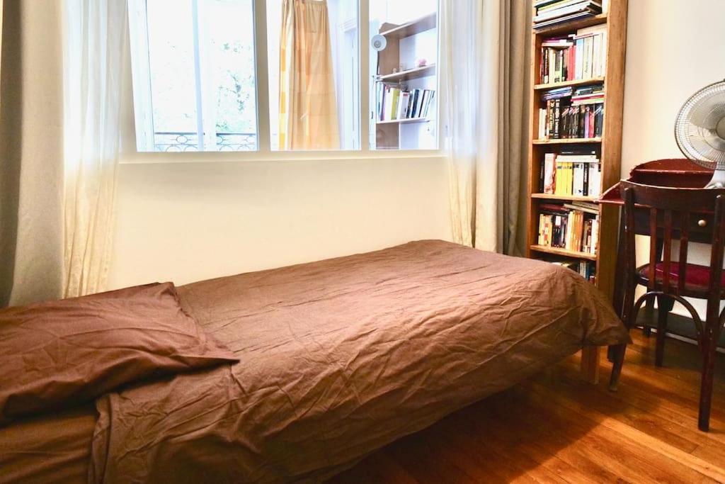 Appartement De Charme De 60 M2 Entre Montmartre Et Batignolles パリ エクステリア 写真